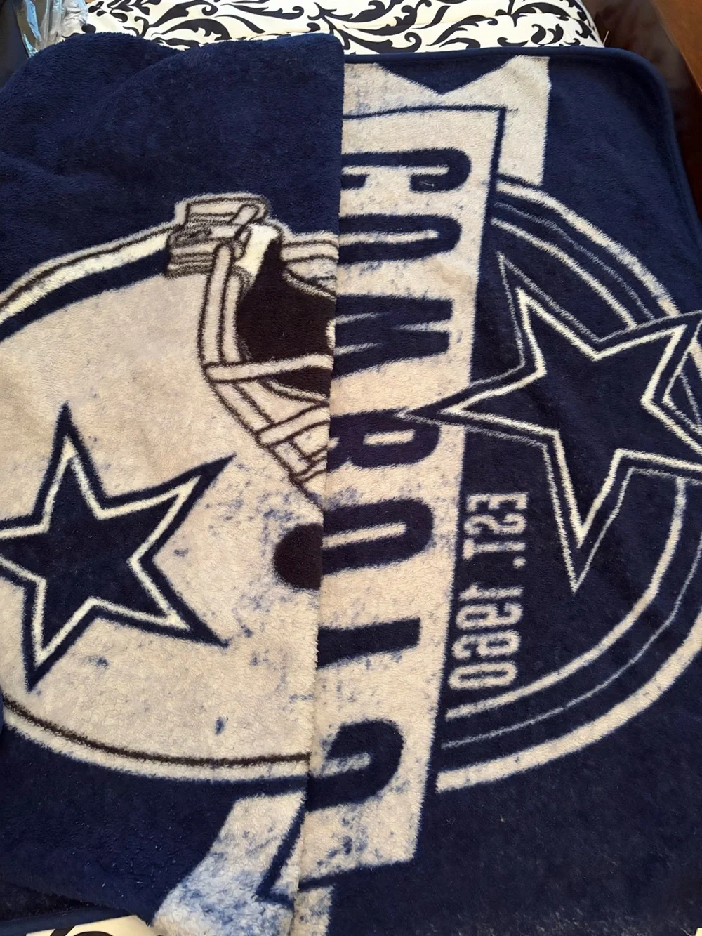 Navy and White Plush Dallas Cowboys Blanket